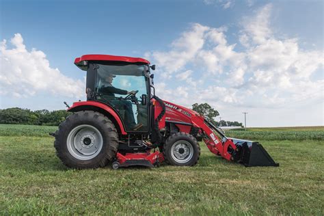 Compact Farmall 55C CTV | Utility Tractors | Case IH