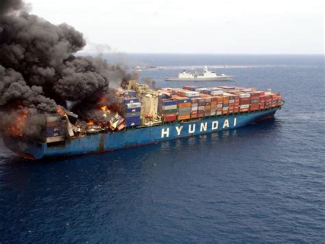 Photos: The Worst Containership Disasters in Recent History – gCaptain