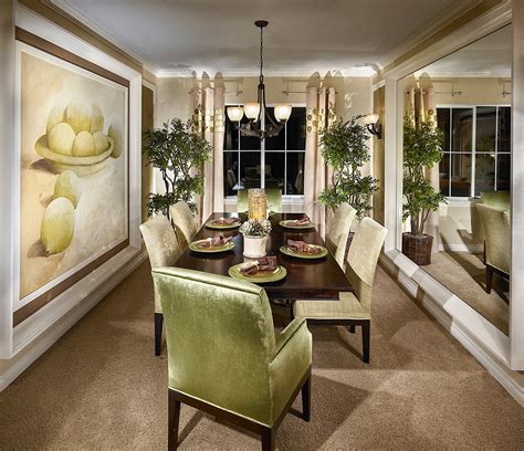 How to Use Green to Create a Fabulous Dining Room