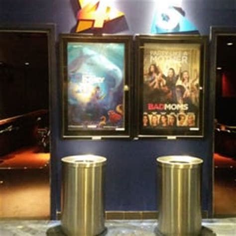 Cineplex Odeon South Keys - 13 Reviews - Cinema - 2214 Bank Street ...