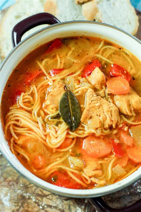 Puerto Rican sopa de fideo (Chicken Noodle Soup) | Latina Mom Meals