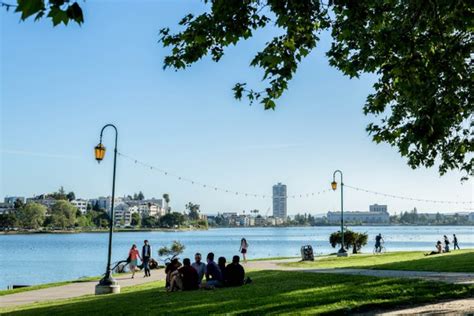 Lake Merritt, Oakland CA - Neighborhood Guide | Trulia