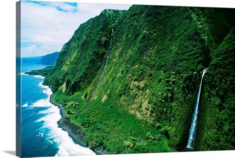 Hawaii, Big Island, Hamakua Coast, Waterfalls Cascade Into The Ocean ...