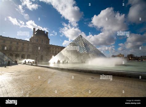 France, Paris, Le Louvre, pyramid construction Stock Photo - Alamy