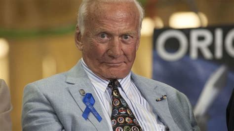 10 Fascinating Facts About Buzz Aldrin | Mental Floss