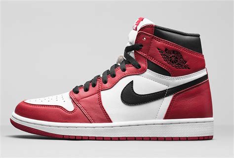 Air Jordan 1 Retro High OG "Bulls" Official Photos & Release Info - Air ...