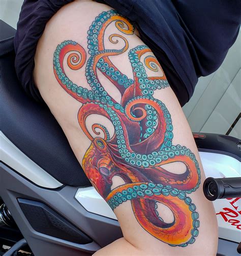 Octopus Thigh Tattoos, Octopus Tattoo Sleeve, Kraken Tattoo, Octopus ...