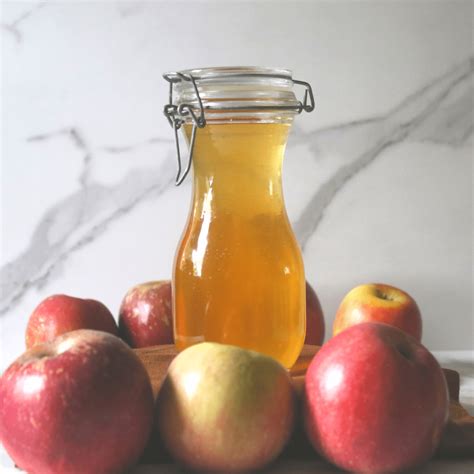 Apple Cider Vinegar for Hair: Benefits & How To Use It