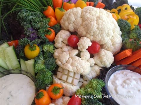 BRICK STAR: Halloween Skull Veggie Platter