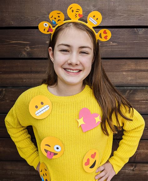 Easy Emoji Halloween Costume DIY Idea 😍 🎃 with Printable Headband ...