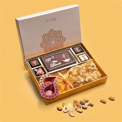 A Wonderful Diwali Gift Hamper | Winni