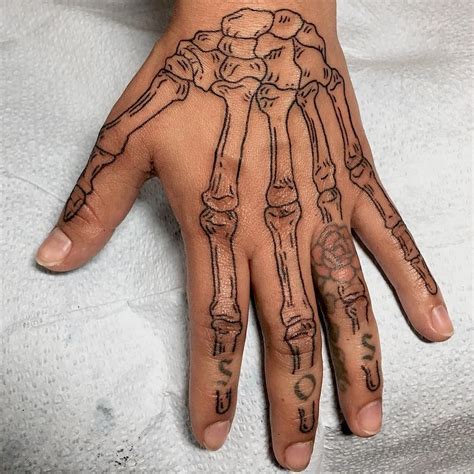 101 amazing skeleton hand tattoo ideas that will blow your mind – Artofit