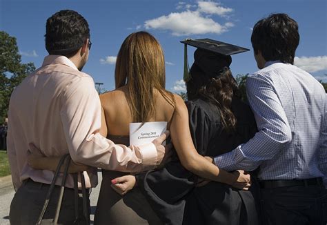 UT Tyler Graduation Ceremonies http://www.uttyler.edu/commencement ...