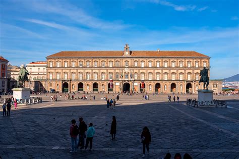 10 Iconic Buildings and Places in Naples - Discover the Most Famous ...