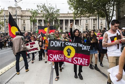 Australia Day protesters clash with police in Sydney | Daily Mail Online