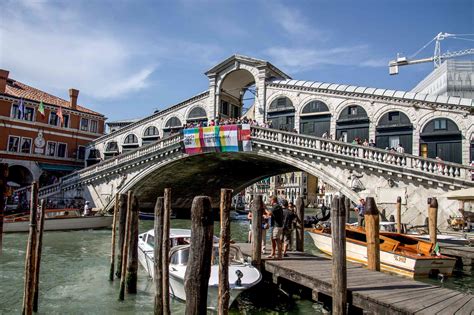 A Guide to the Most Famous Bridges in Venice, Italy