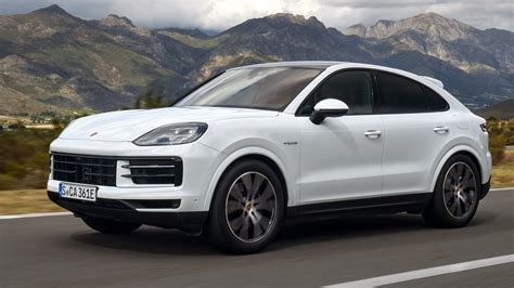 2024 Porsche Cayenne Updated With More Power, More Touchscreen, New ...