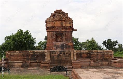 Dashavatara Vishnu Temple of 320-600 AD, is one of the earliest Hindu ...