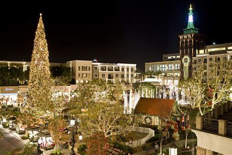 Things to Do for Christmas in Los Angeles