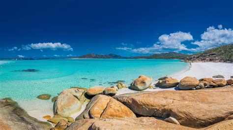 Panorama of the Whitehaven Beach in the Whitsunday Islands, Queensland ...