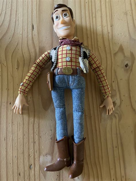 Vintage Disney Toy Story Pull String Talking Woody Doll By Thinkway No ...