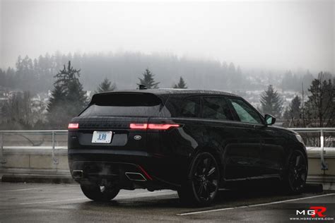 Range Rover Velar Black (#2375884) - HD Wallpaper & Backgrounds Download