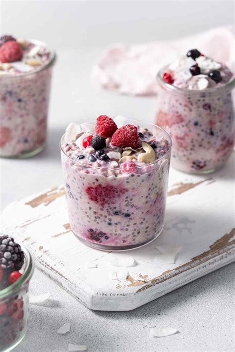 Overnight Oats with Frozen Fruit - Carmy - Easy Healthy-ish Recipes