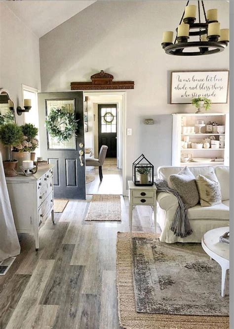 The nostalgia and comfort invoked by farmhouse decor are on universally ...