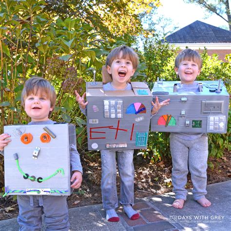 How to Make a Robot Costume - Days With Grey