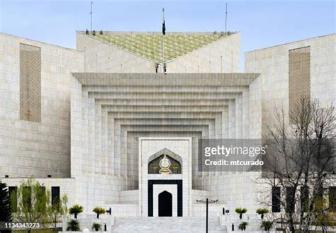 Supreme Court Pakistan Building Photos and Premium High Res Pictures ...