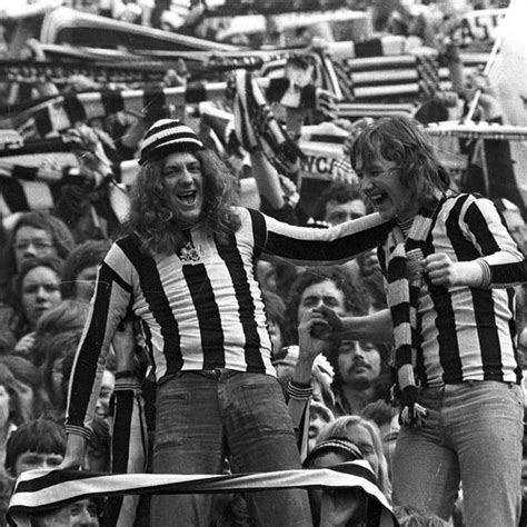 Newcastle United FC fans, 1974 FA Cup Final, Wembley, May 1974 (Image ...