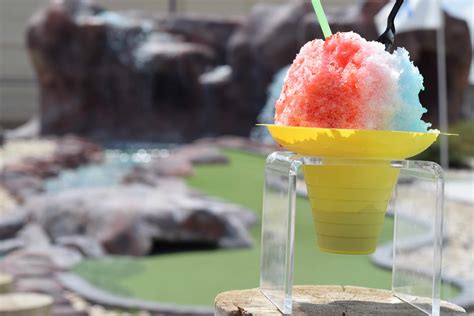 Traditional Hawaiian Shaved Ice - Family Fun | Putters Mini Golf