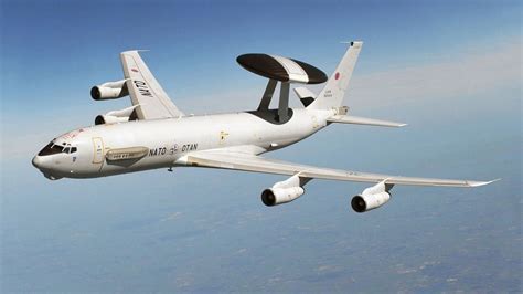 Boeing E-3 AWACS – Die Nutzer | FLUG REVUE