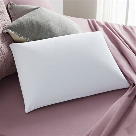 Sleep Innovations Classic Memory Foam Pillow, Standard Size, Breathable ...