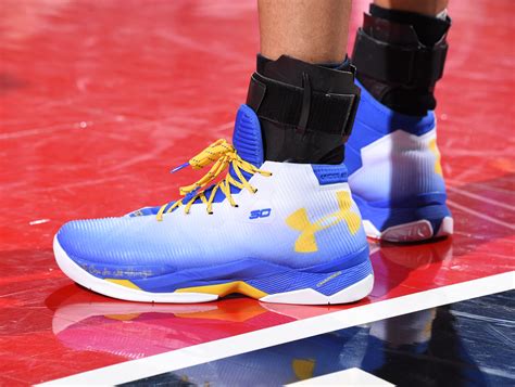 Under Armour Curry 2.5 and Ankle Braces?!?! – Pulpconnection