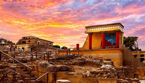 Knossos and the Museum - Consort Travel