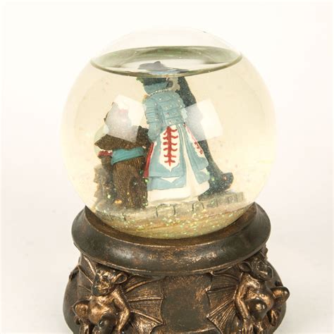 Wizard of Oz Snow Globe | EBTH