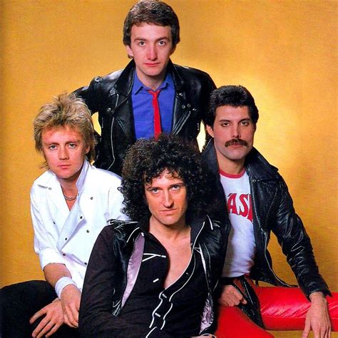 queen-in-early-80s-002 | Queen band, Queen photos, Queen freddie mercury