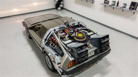 DeLorean Time Machine replica sells for $221,000 - Drive