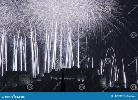 Edinburgh Castle Fireworks editorial photography. Image of celevrations ...