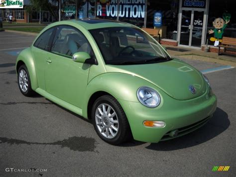 2005 Cyber Green Metallic Volkswagen New Beetle GLS Coupe #50380349 ...