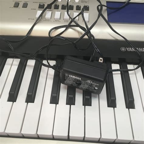 Yamaha YPG-535 88-Key Portable Electronic Grand Piano w Stand ...