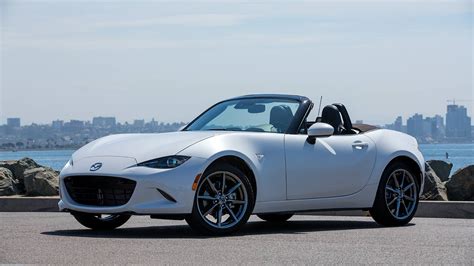 2023 Mazda MX-5 Miata: Choosing the Right Trim - Autotrader