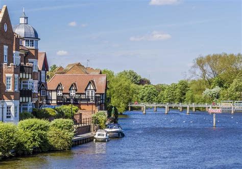 Thames Path Walk | Walking the Thames Path | Macs Adventure