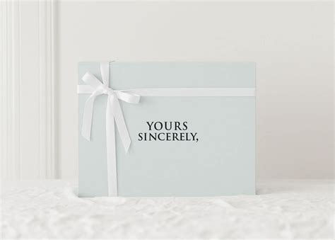 Yours Sincerely Signature Gift Box