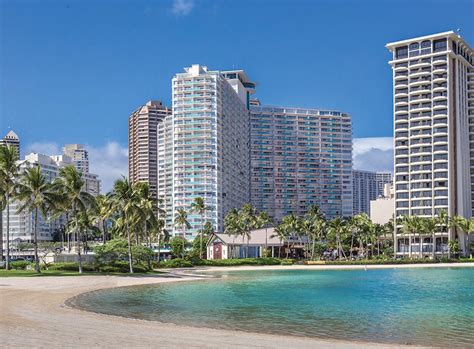 Waikiki Marina Resort at the Ilikai | Go Hawaii