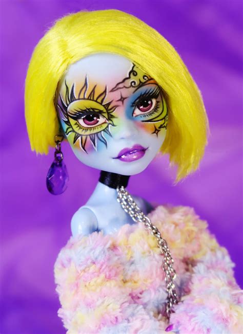 OOAK Monster High Abbey Bominable Custom repaint fashion | Etsy