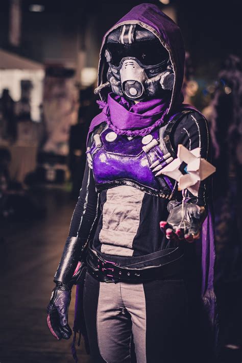 Destiny Hunter Cosplay by AllyZombieface on DeviantArt