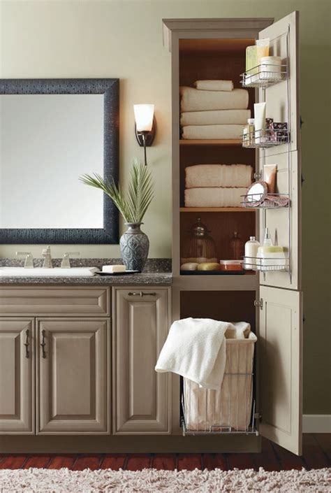 Built In Bathroom Linen Cabinet Ideas - Creative Ways to Incorporate ...