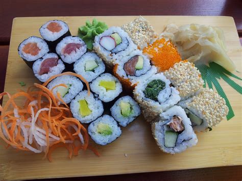 What Does Sushi Taste Like If This Is Your First Try? - MyCookingHero